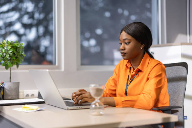 how to get a job in Ghana fast